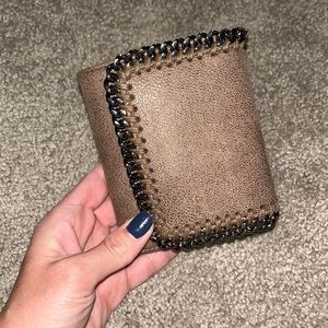 Stella McCarthy wallet